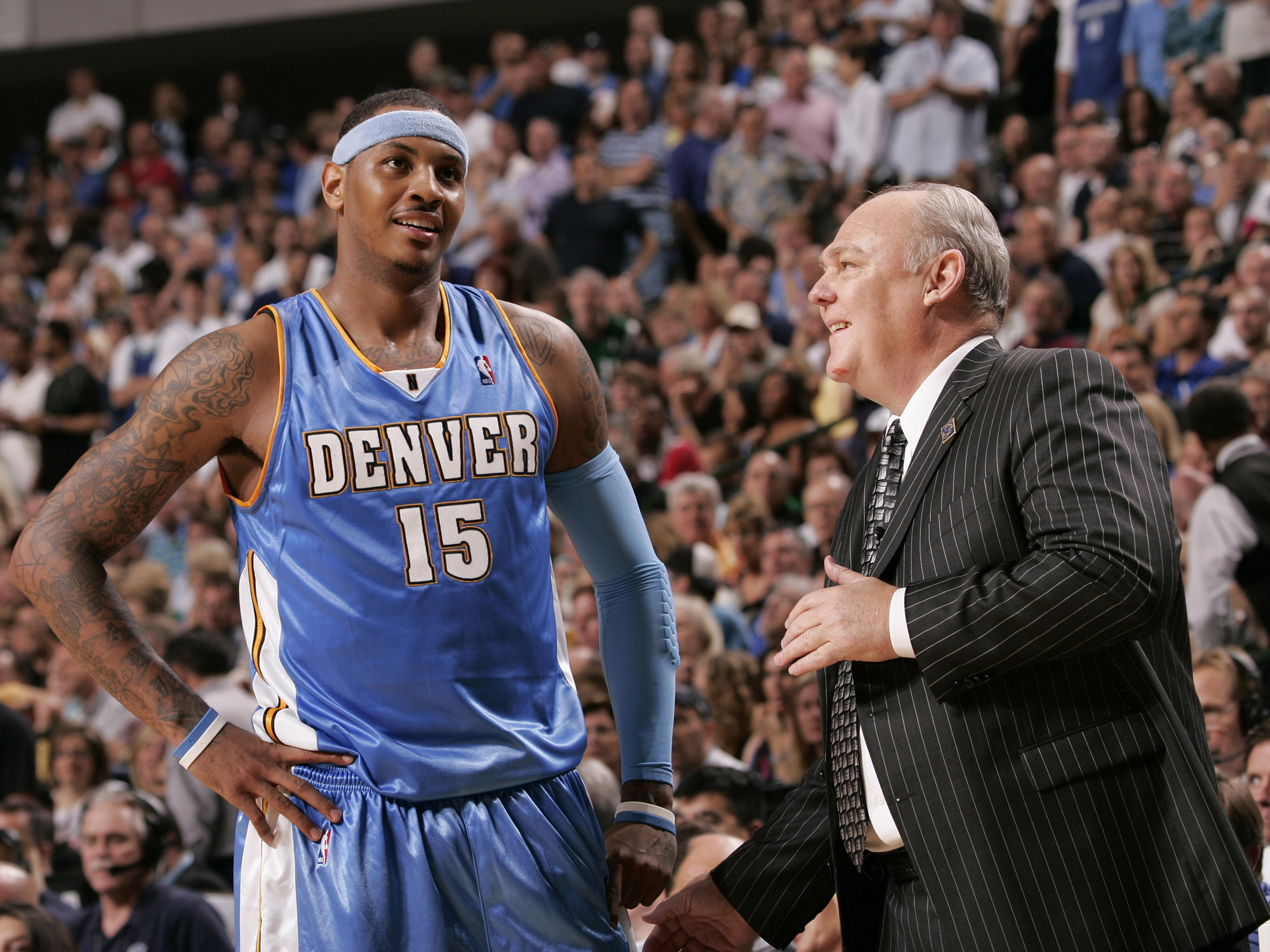 站位略显保 站位略显保